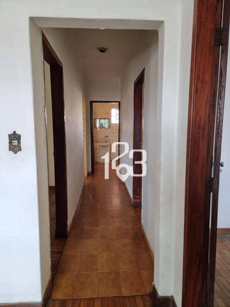 Casa, 4 quartos, 270 m² - Foto 3
