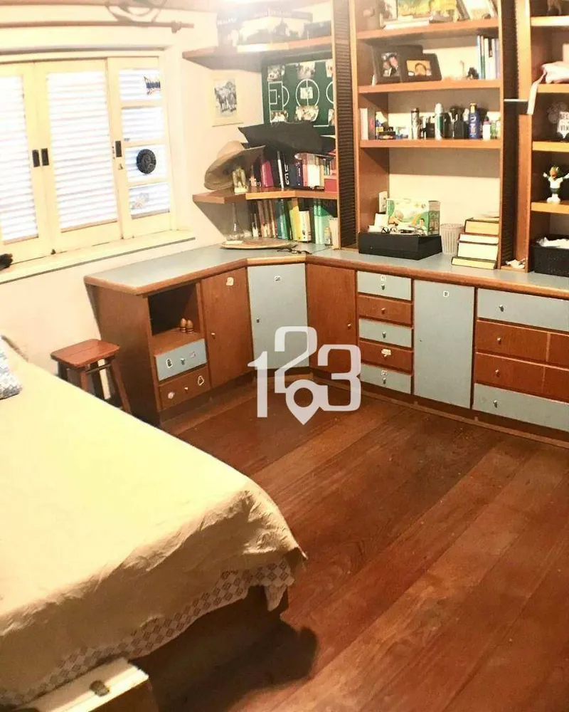 Casa, 3 quartos, 320 m² - Foto 1
