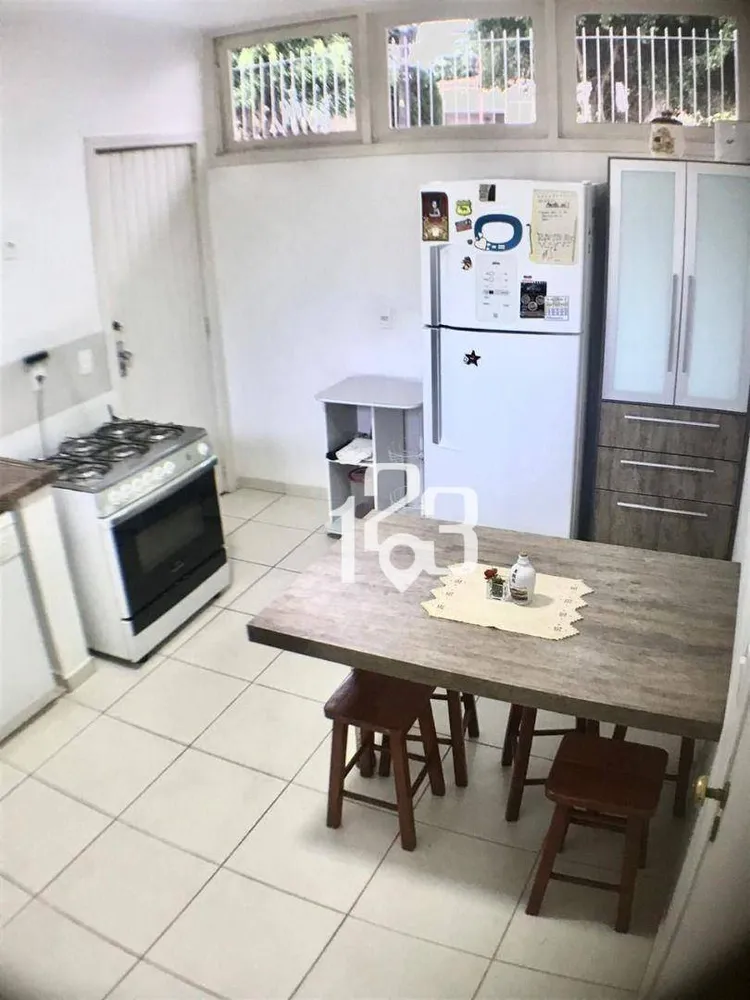 Casa, 3 quartos, 320 m² - Foto 2