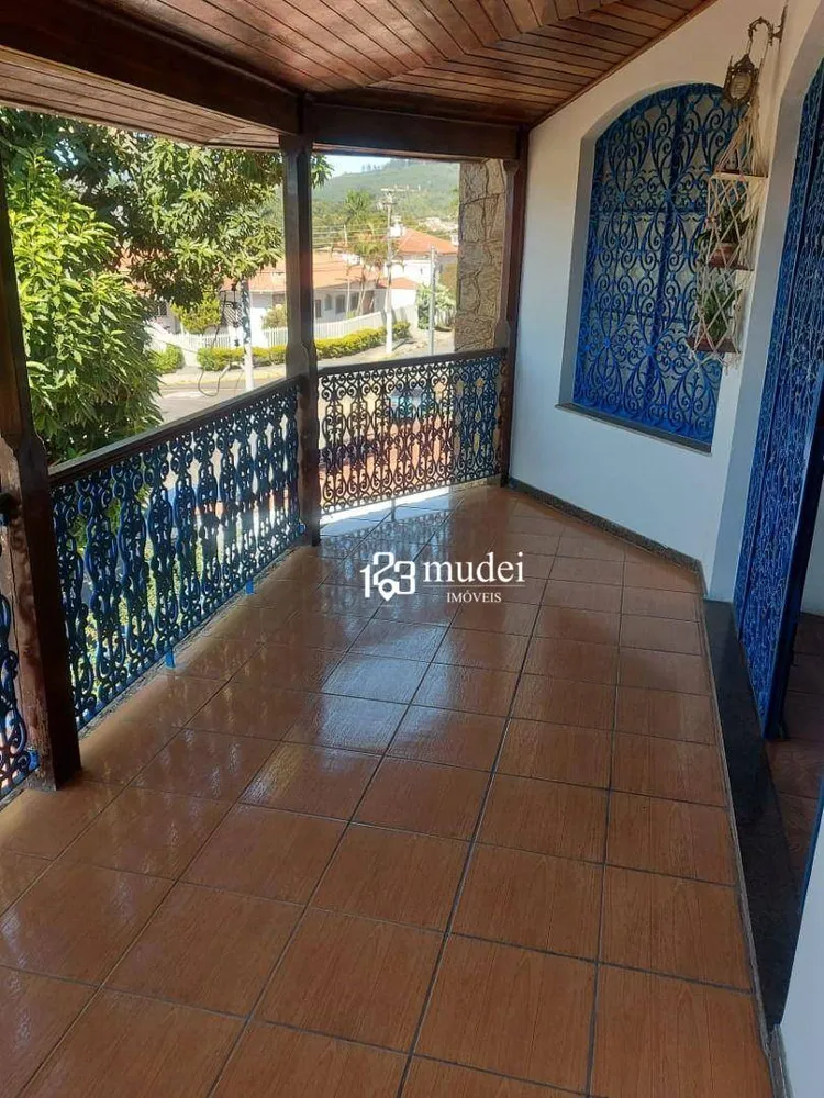 Casa, 4 quartos, 180 m² - Foto 11