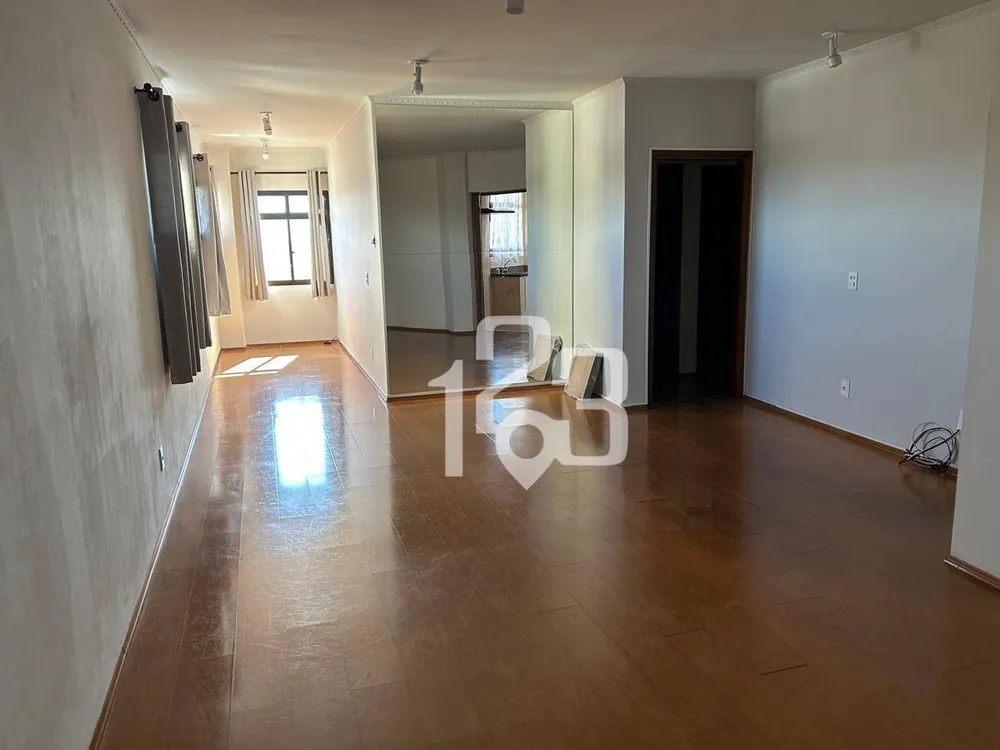 Apartamento, 3 quartos, 120 m² - Foto 2