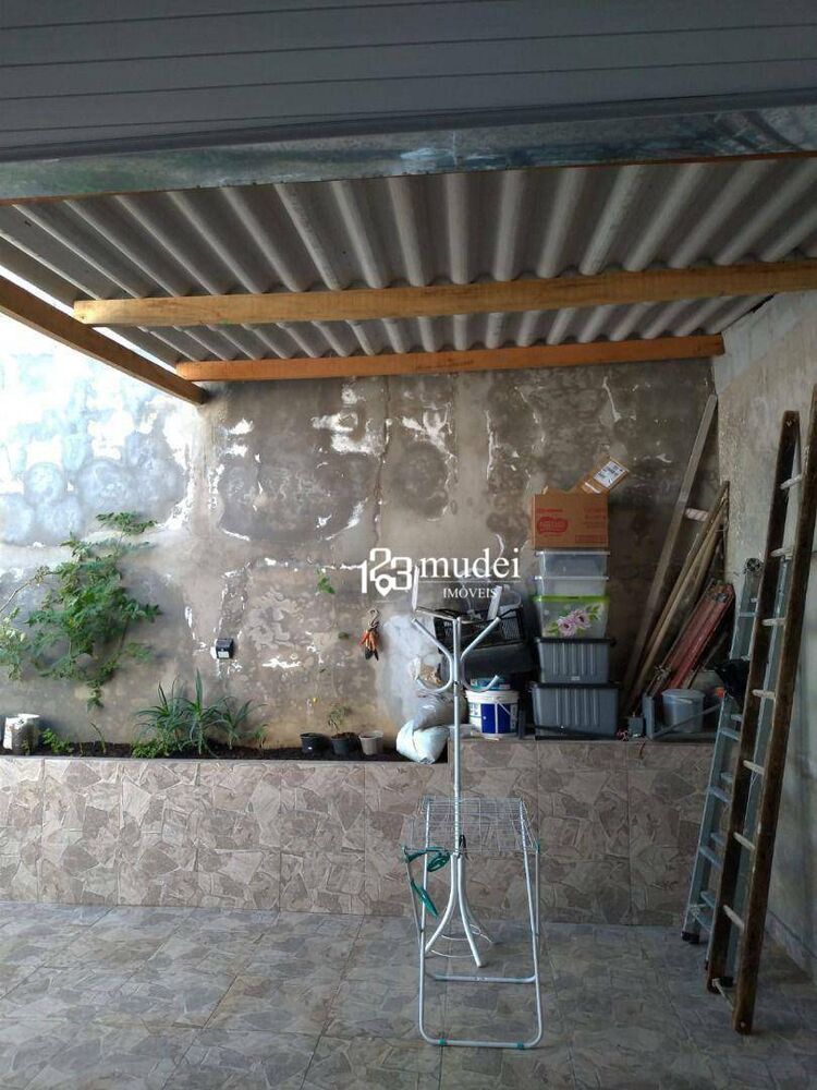 Casa, 4 quartos, 110 m² - Foto 1