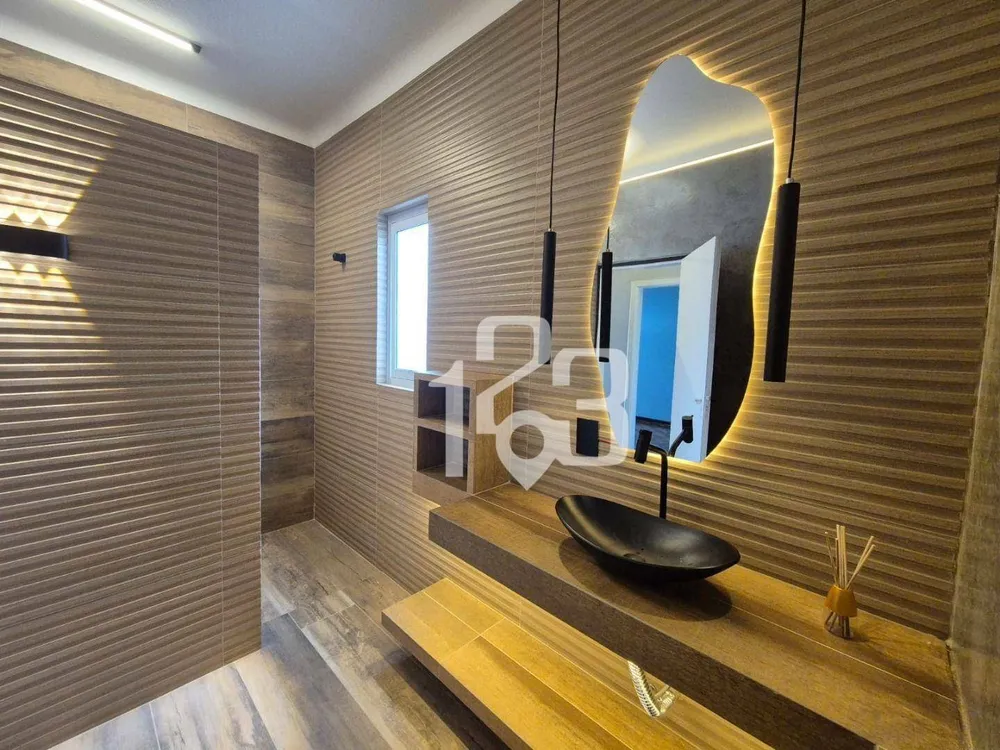 Casa, 6 quartos, 185 m² - Foto 1