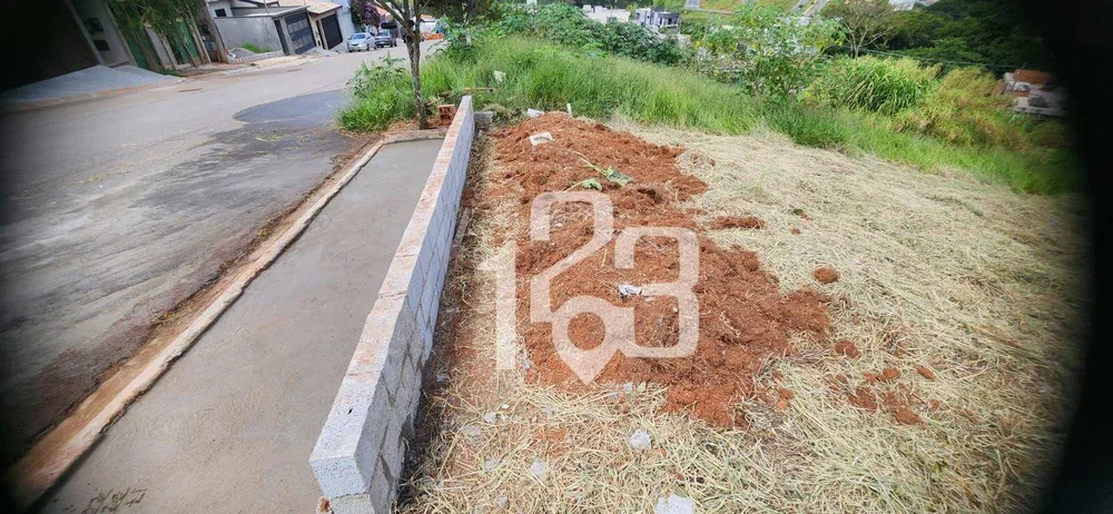Loteamento e Condomínio, 197 m² - Foto 1