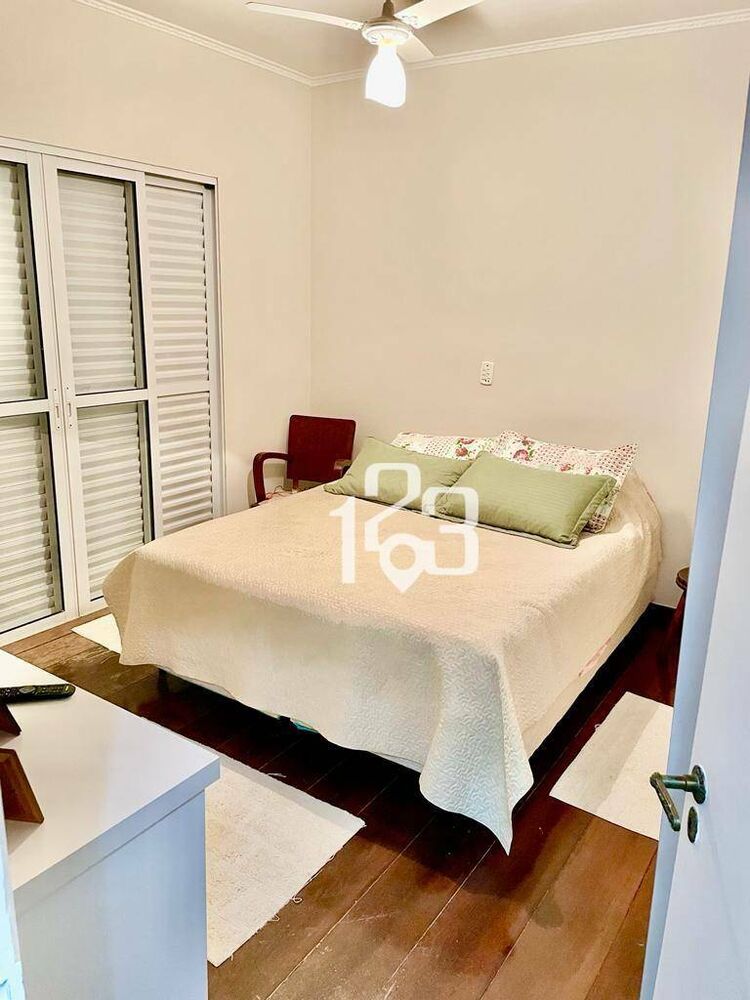 Casa, 3 quartos, 300 m² - Foto 12