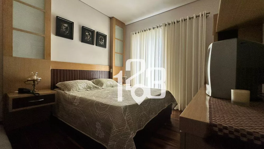 Casa de Condomínio à venda com 5 quartos, 600m² - Foto 12