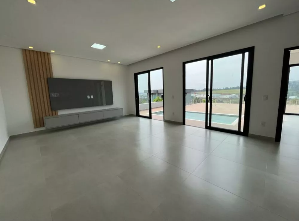 Casa de Condomínio à venda com 3 quartos, 224m² - Foto 4