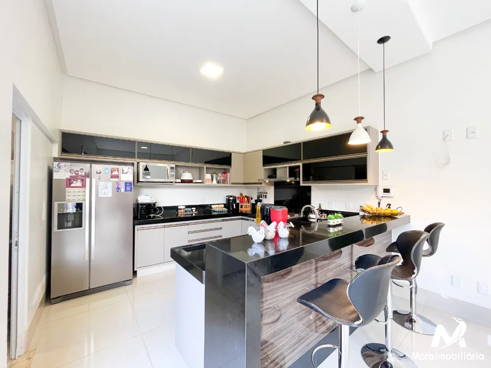 Casa, 4 quartos, 386 m² - Foto 2