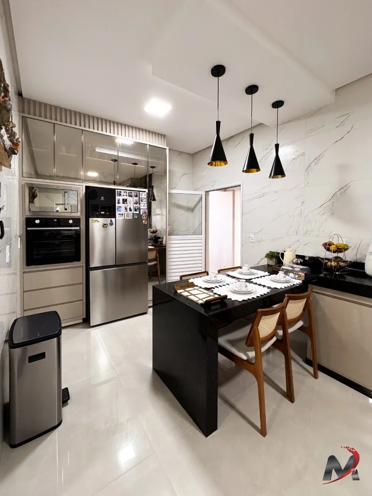 Casa, 3 quartos, 380 m² - Foto 2