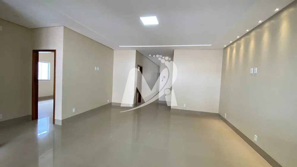 Casa, 3 quartos, 240 m² - Foto 10