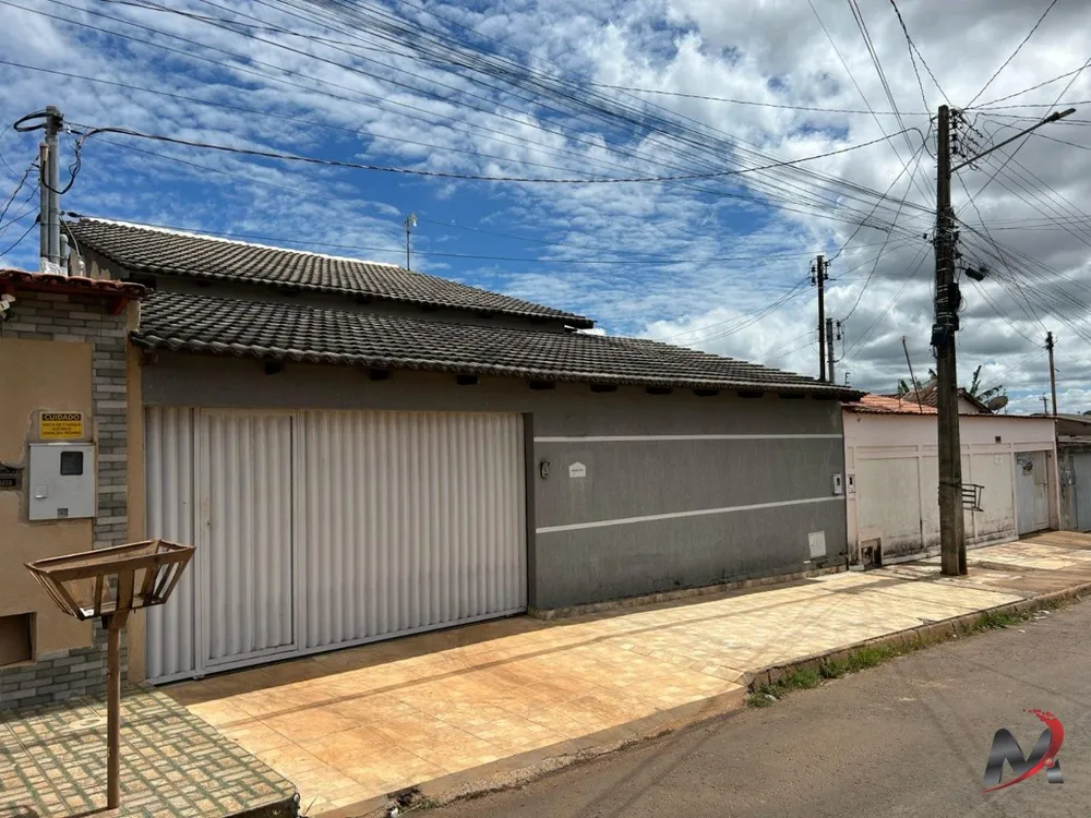 Casa, 4 quartos, 210 m² - Foto 2