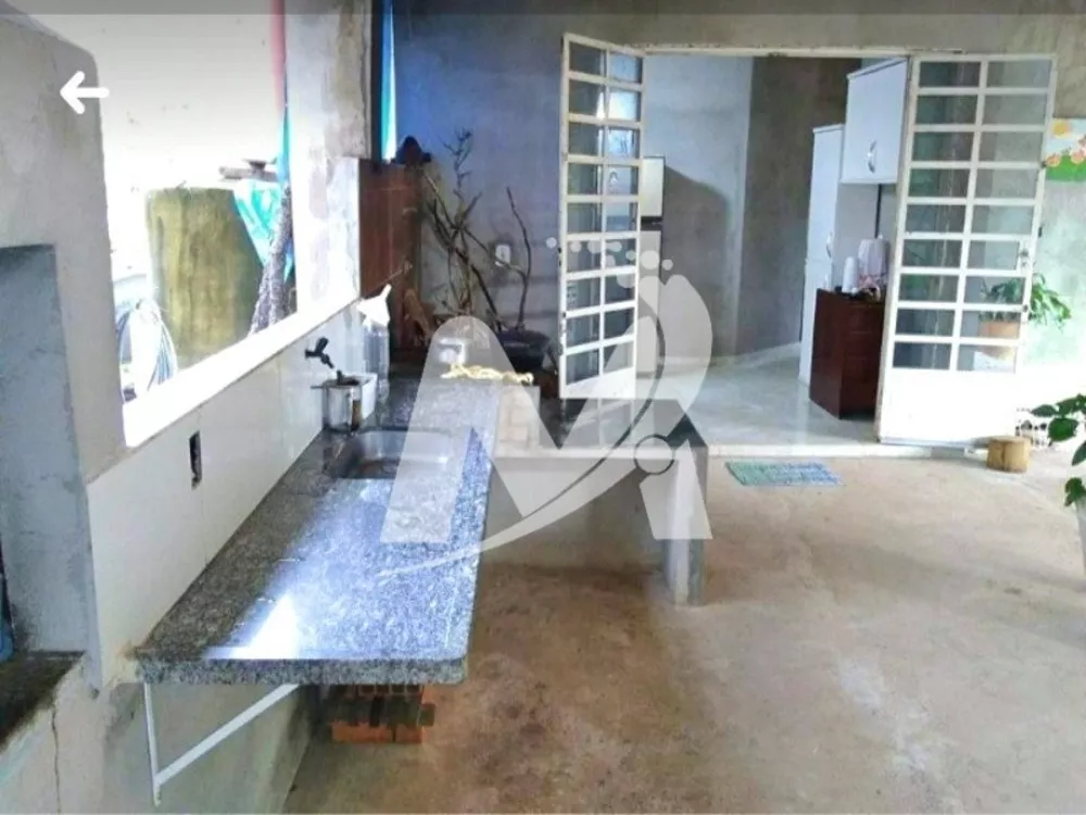 Chácara à venda com 3 quartos, 220m² - Foto 3