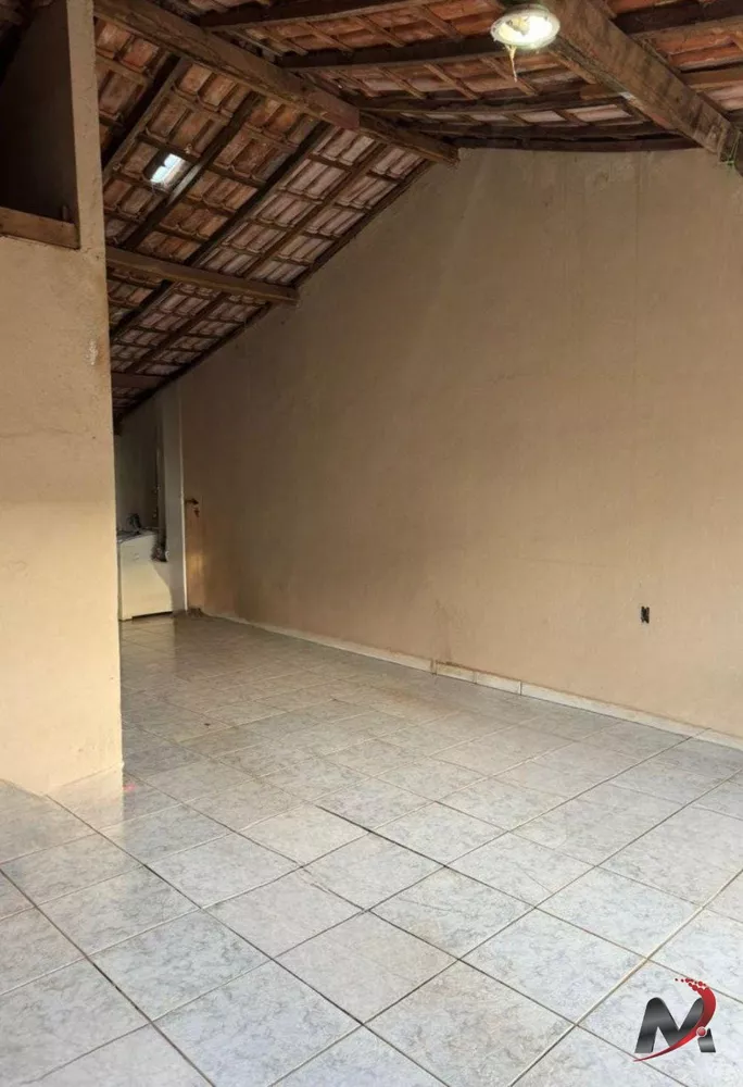 Casa à venda com 3 quartos, 113m² - Foto 3