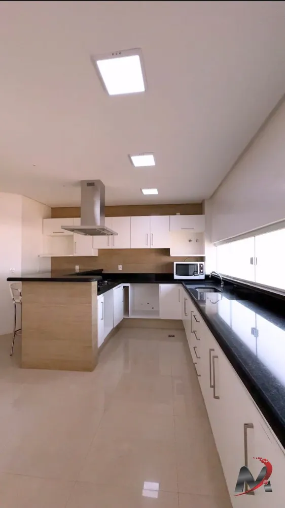 Apartamento, 3 quartos, 215 m² - Foto 11