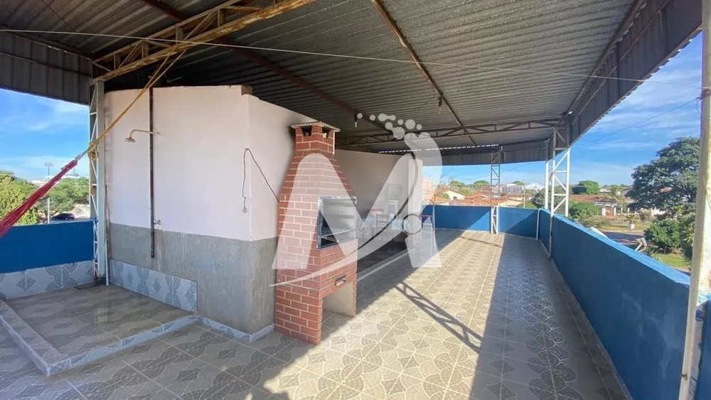 Imóvel Comercial Padrão à venda com 3 quartos, 335m² - Foto 2