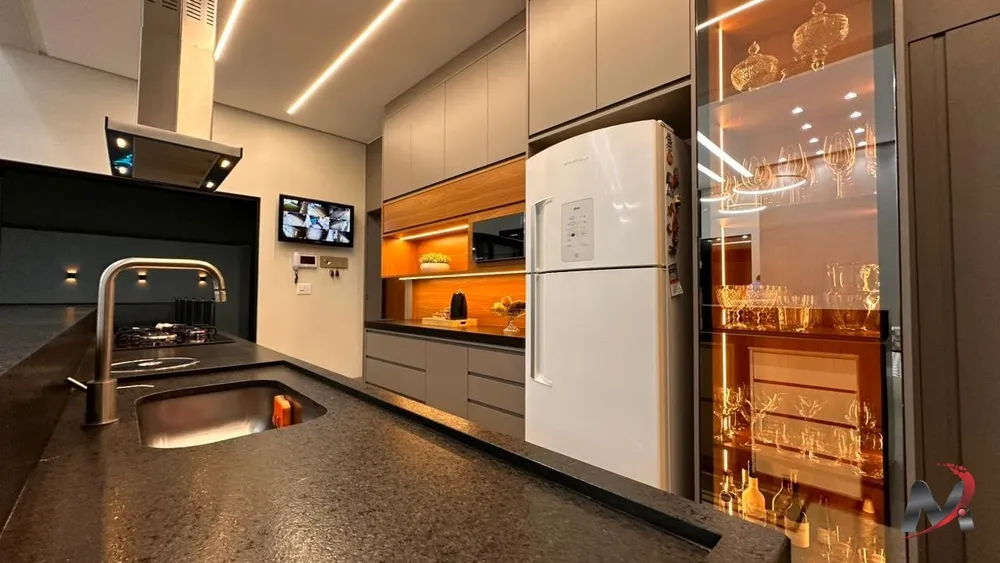 Casa, 3 quartos, 251 m² - Foto 5