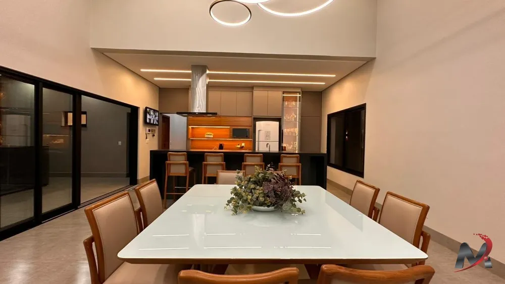 Casa, 3 quartos, 251 m² - Foto 3