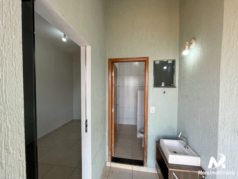 Casa à venda com 3 quartos, 300m² - Foto 4
