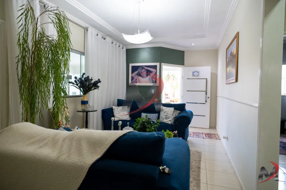 Casa, 3 quartos, 240 m² - Foto 2