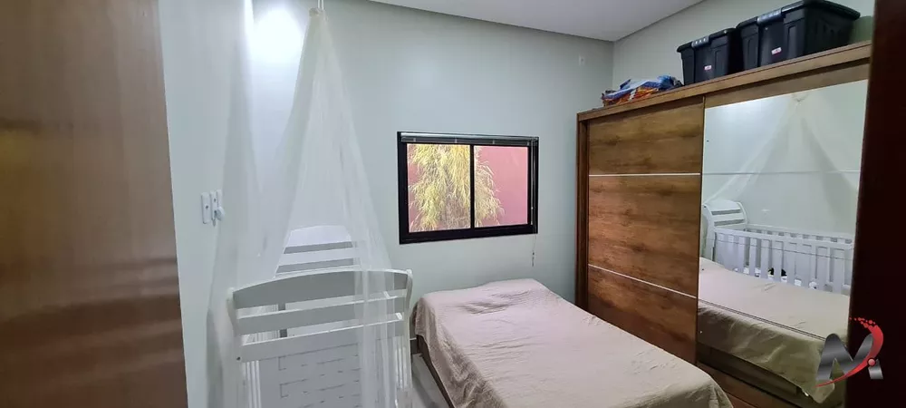 Casa à venda com 3 quartos, 183m² - Foto 9