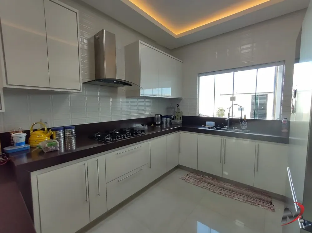 Casa, 4 quartos, 220 m² - Foto 9