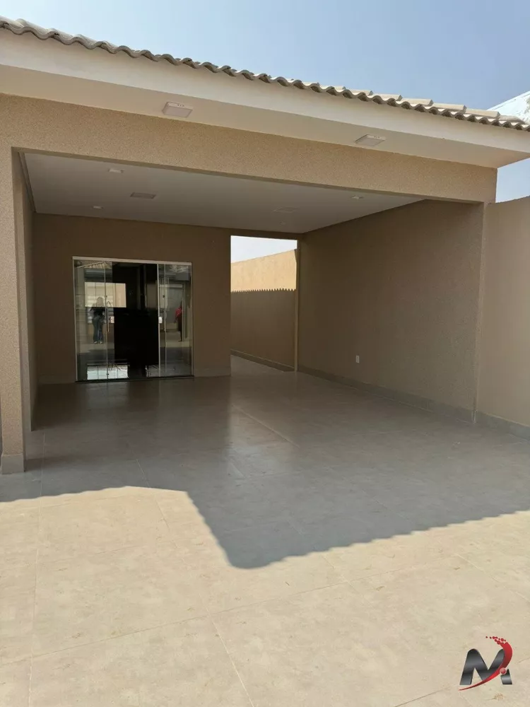 Casa à venda com 3 quartos, 140m² - Foto 2