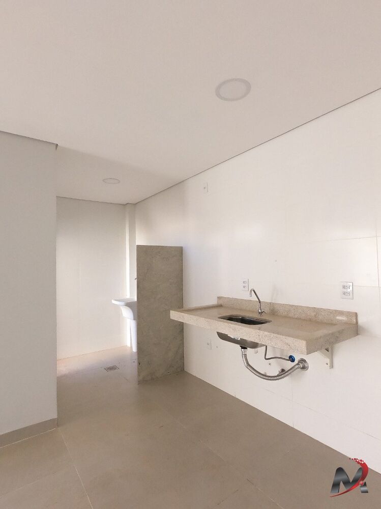 Sobrado para alugar com 3 quartos - Foto 1