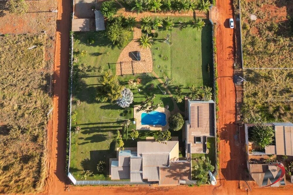 Casa à venda com 5 quartos, 2640m² - Foto 4