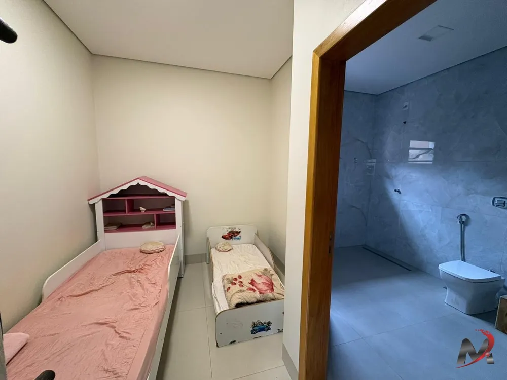 Casa, 3 quartos, 250 m² - Foto 13