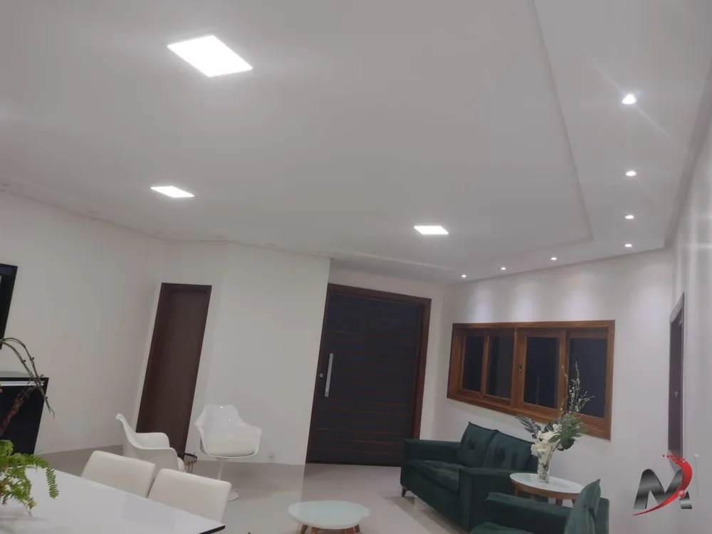 Casa, 3 quartos, 380 m² - Foto 1
