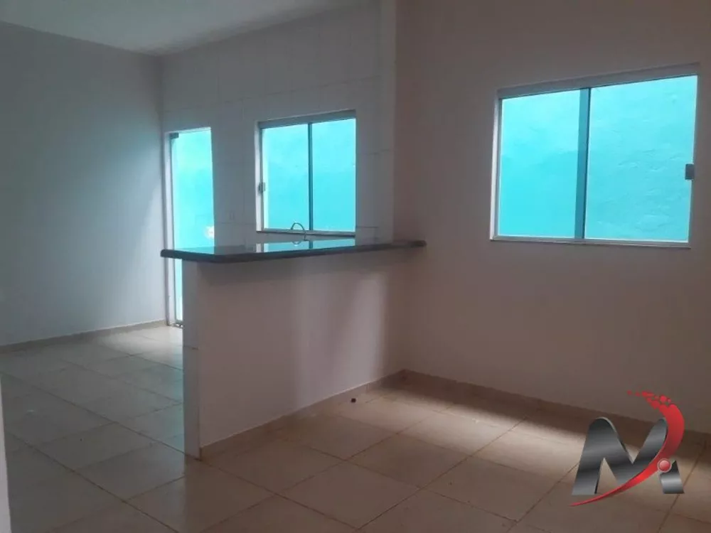 Casa à venda com 3 quartos, 130m² - Foto 3