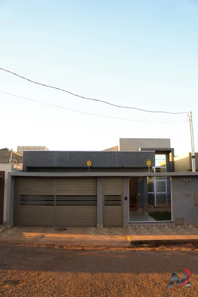 Casa, 3 quartos, 220 m² - Foto 1