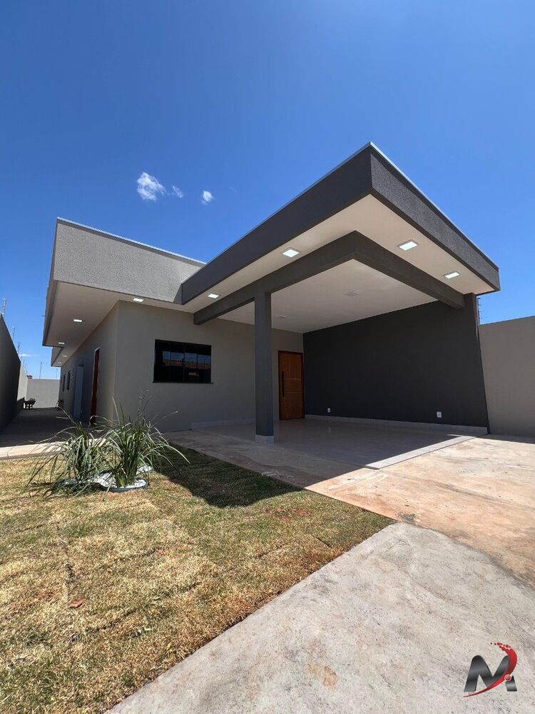 Casa à venda com 3 quartos, 116m² - Foto 1