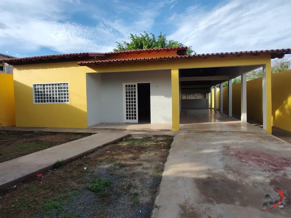 Casa para alugar com 3 quartos - Foto 1