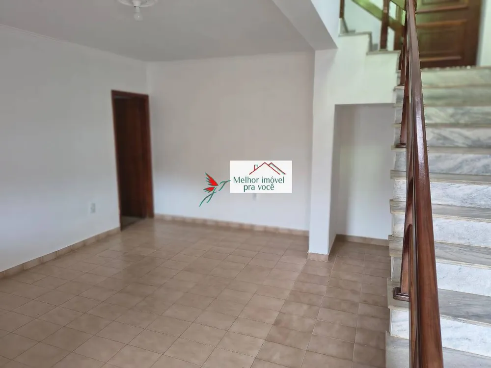 Casa, 3 quartos, 247 m² - Foto 1