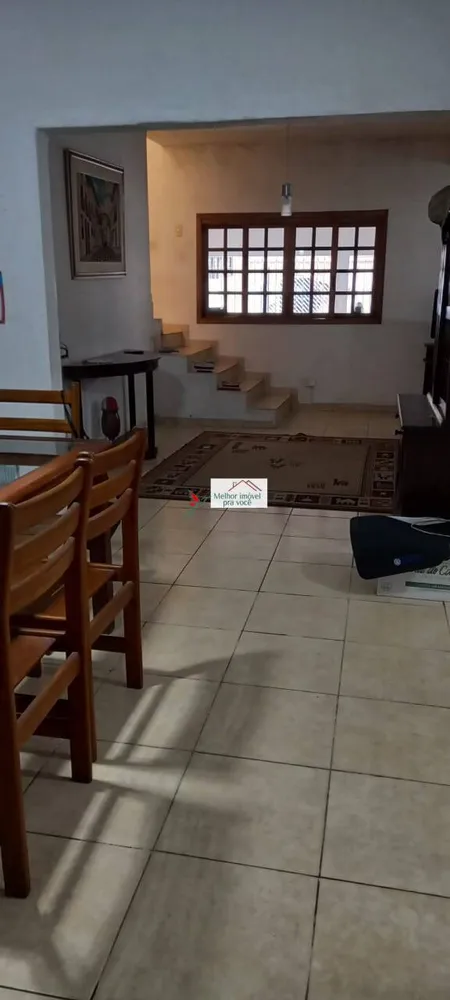 Casa, 3 quartos, 330 m² - Foto 1