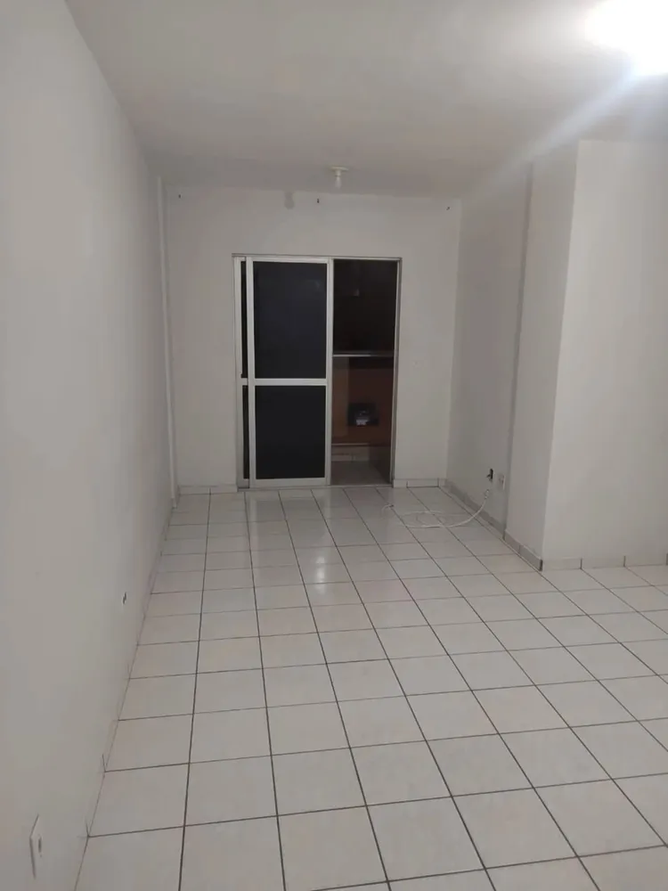 Apartamento, 3 quartos, 75 m² - Foto 2
