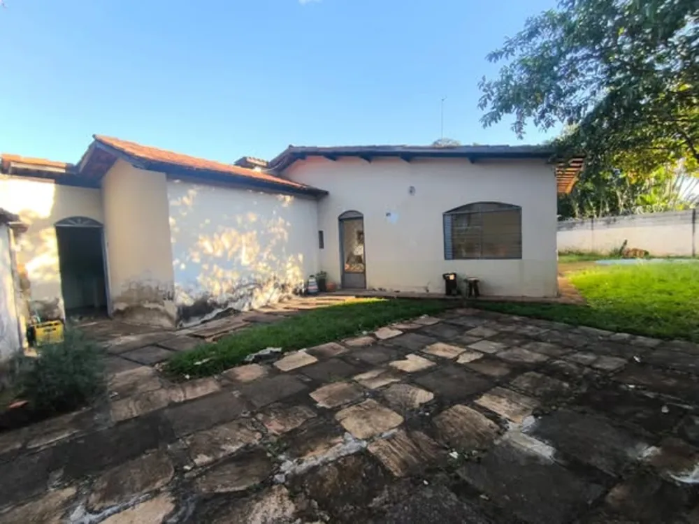 Casa, 4 quartos, 197 m² - Foto 1
