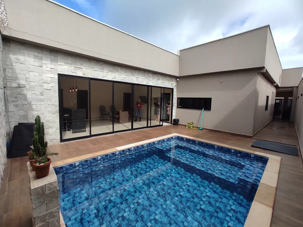 Casa, 3 quartos, 264 m² - Foto 1