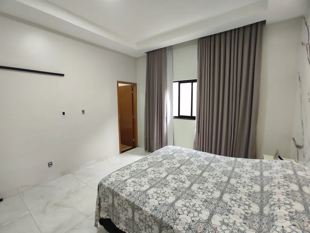 Casa, 3 quartos, 264 m² - Foto 1