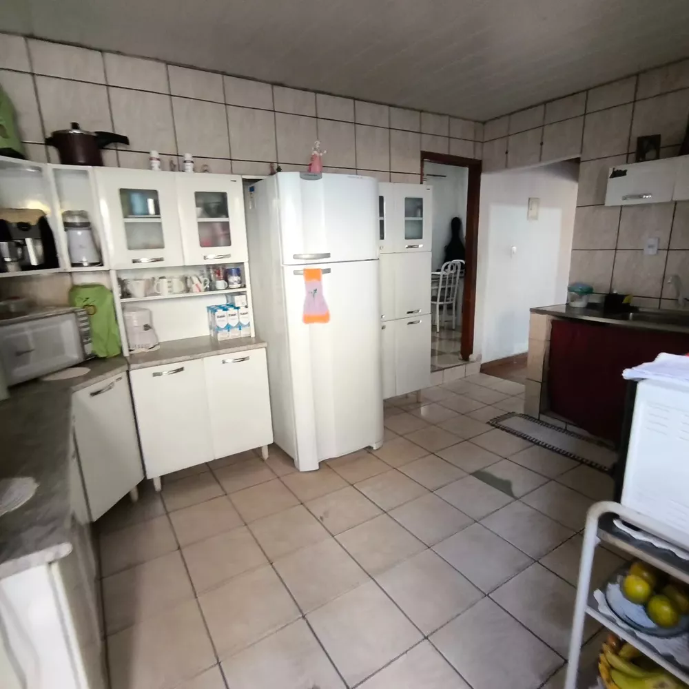 Casa, 2 quartos, 180 m² - Foto 1