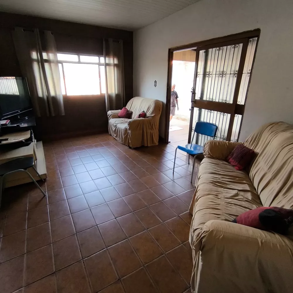 Casa, 2 quartos, 180 m² - Foto 3