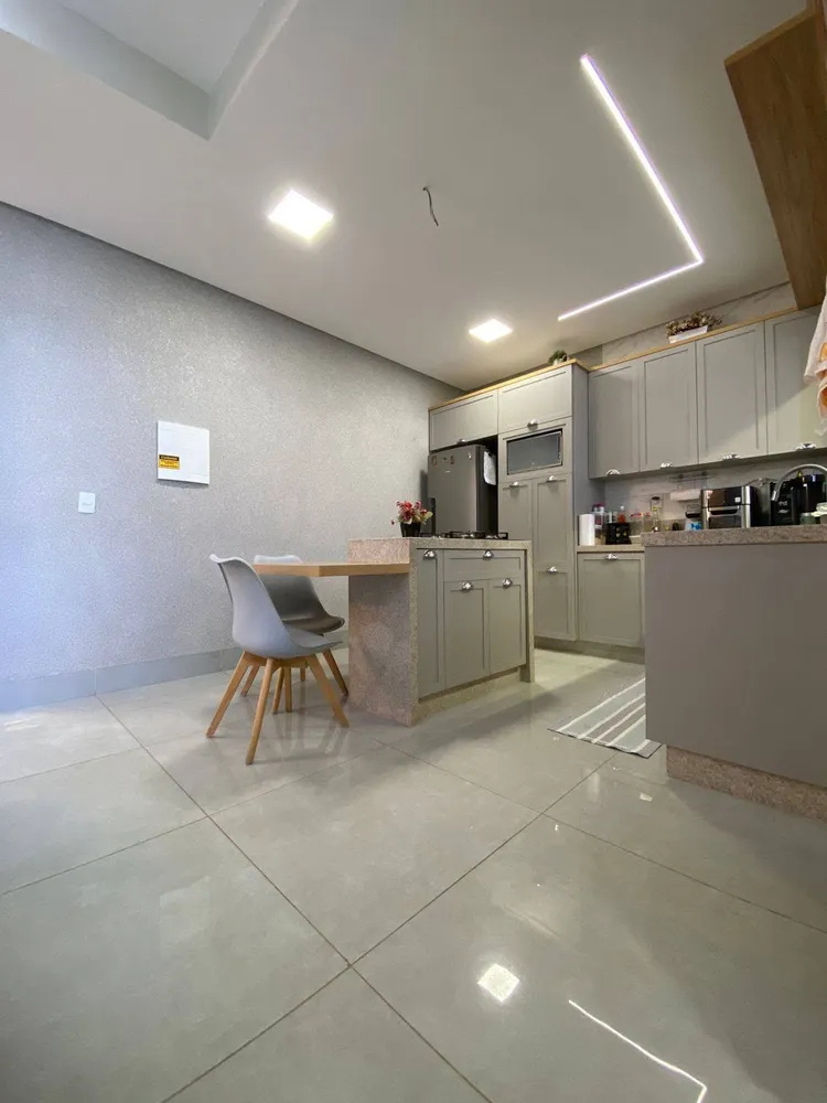 Casa, 3 quartos, 211 m² - Foto 6