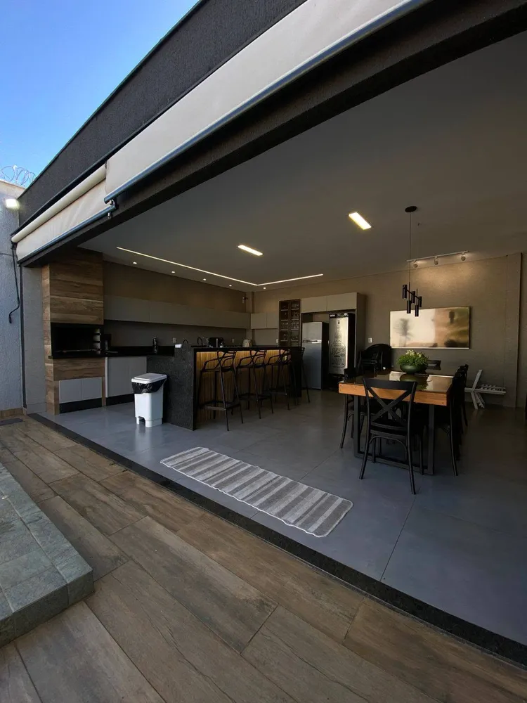 Casa, 3 quartos, 211 m² - Foto 4