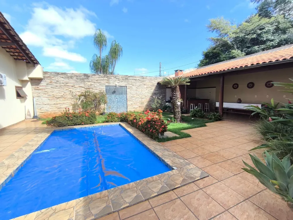 Casa, 4 quartos, 400 m² - Foto 1