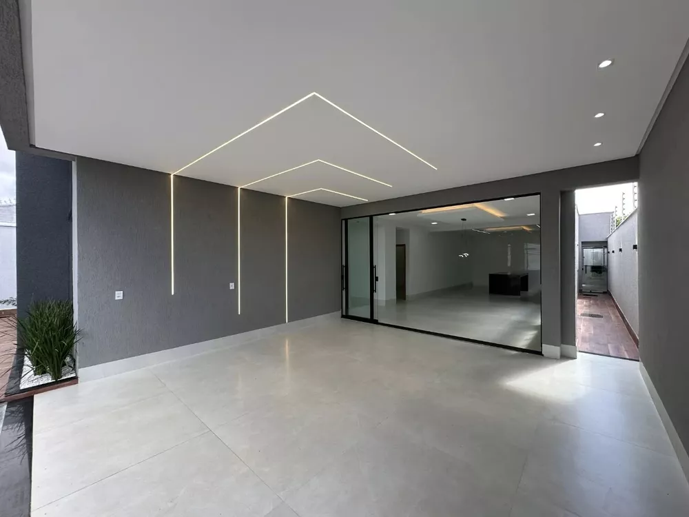 Casa, 4 quartos, 290 m² - Foto 2