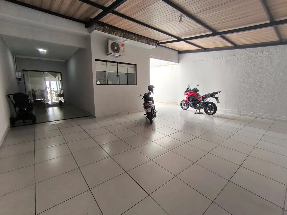 Casa, 3 quartos, 166 m² - Foto 1
