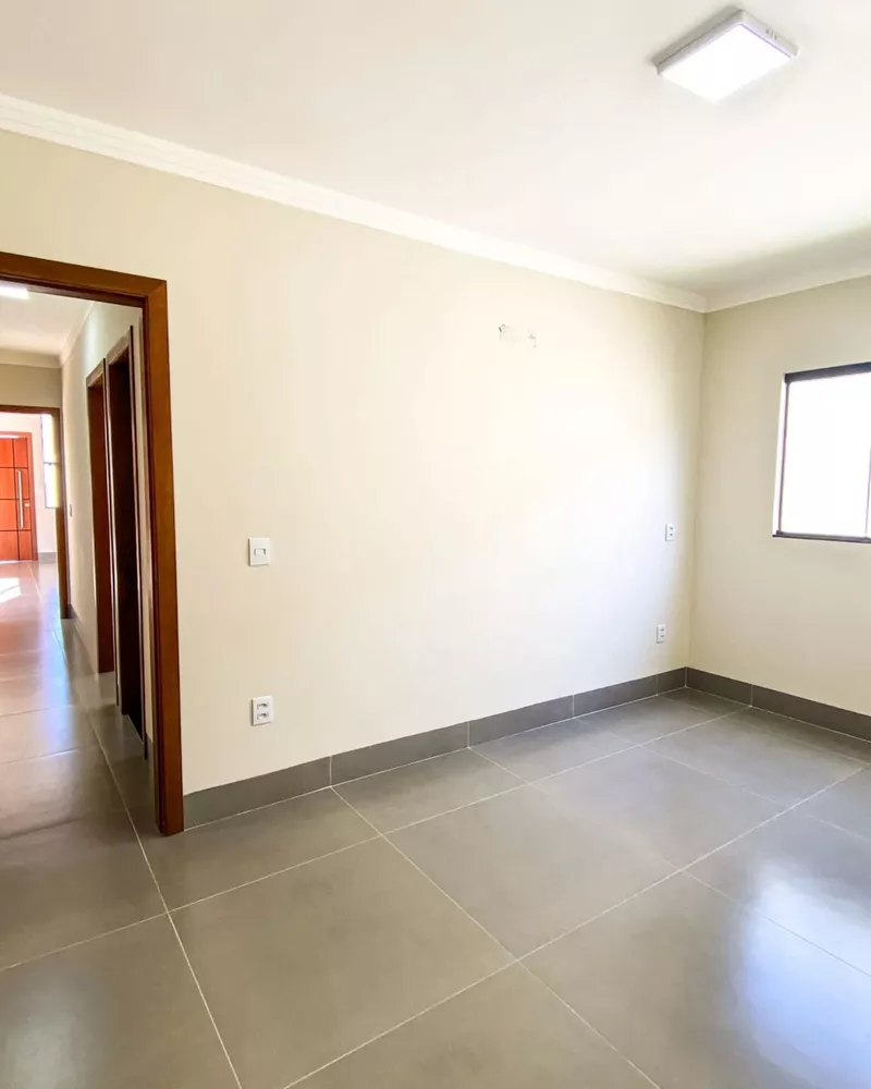 Casa, 3 quartos, 151 m² - Foto 1