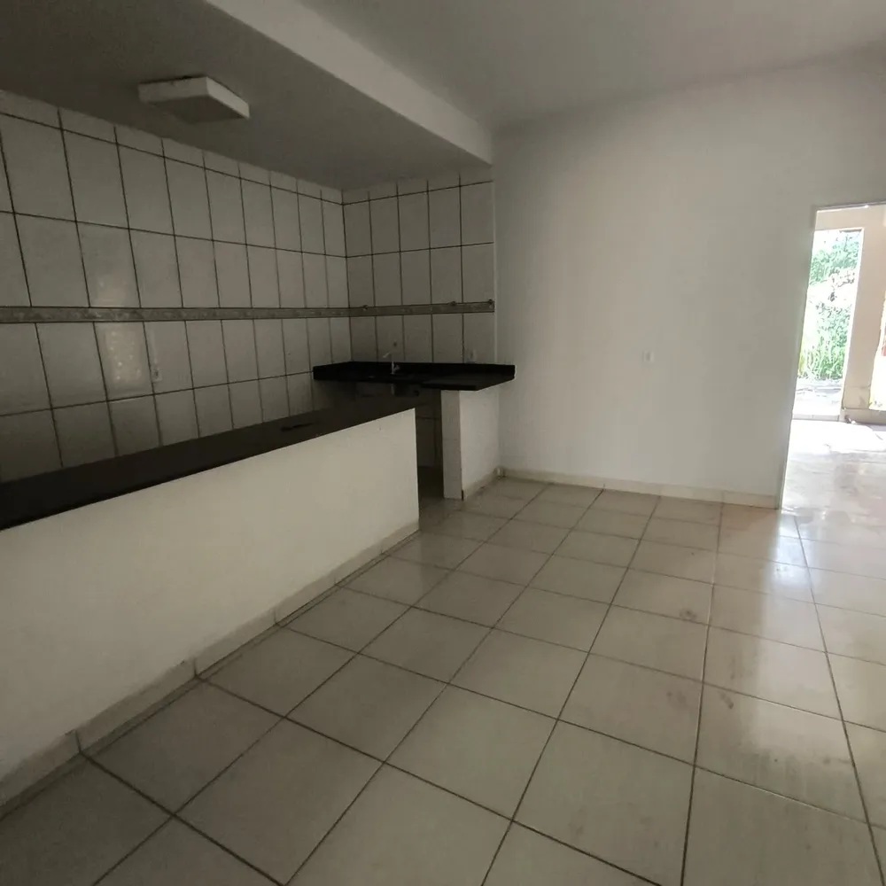 Casa, 3 quartos, 229 m² - Foto 2