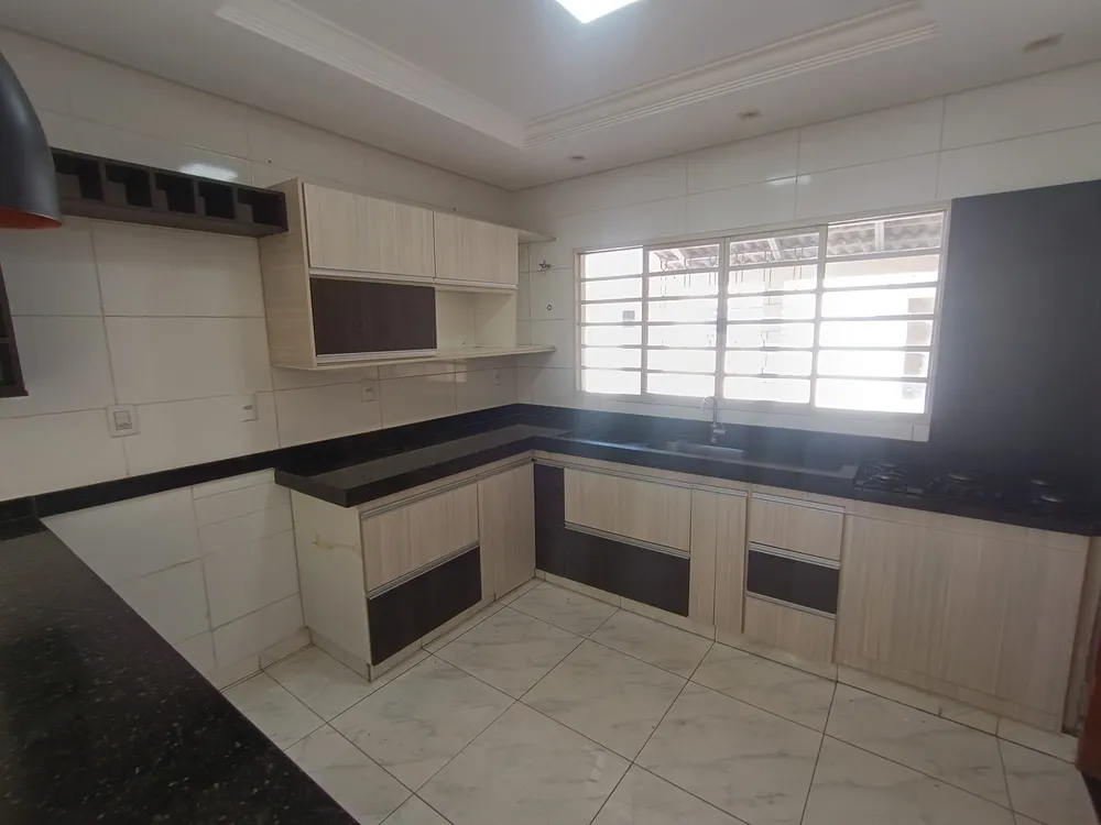 Casa, 3 quartos, 242 m² - Foto 15